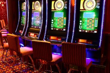 Popular games dashboard showing football, live tables, and slot titles at login latoto